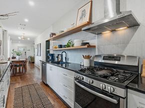 1122 Gunter ST, Austin TX 78702