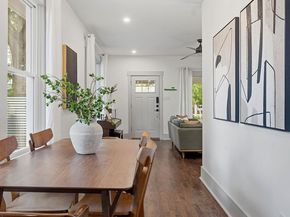 1122 Gunter ST, Austin TX 78702