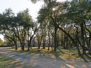 3400 Deer TRL, Georgetown TX 78628