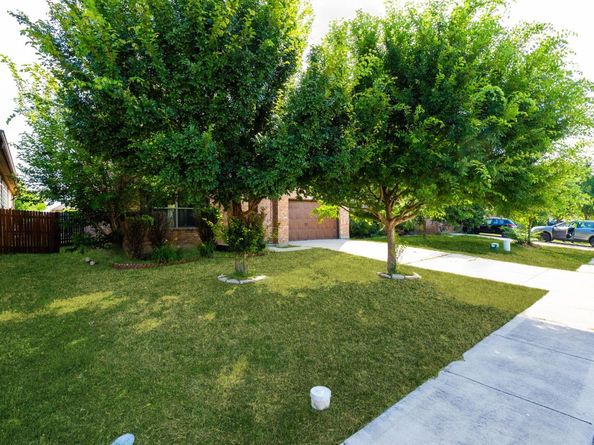 1012 Oatmeal DR, Pflugerville TX 78660