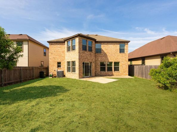 1012 Oatmeal DR, Pflugerville TX 78660