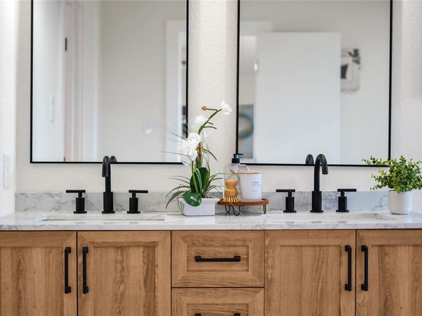 8921 Norwich Castle, Austin TX 78747