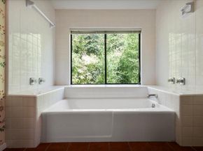 1313 Alameda DR, Austin TX 78704
