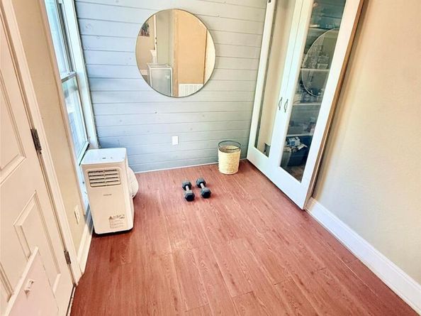 6027 Bluebell CIR, Austin TX 78741