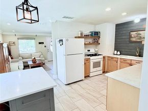 6027 Bluebell CIR, Austin TX 78741