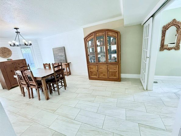 6027 Bluebell CIR, Austin TX 78741