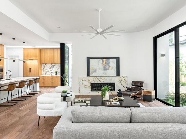 2701 Rae Dell Ave, Austin TX 78704