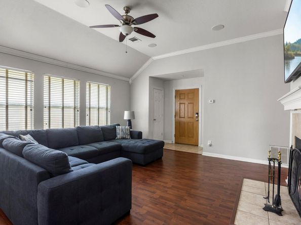 19209 Sunken Creek PASS, Pflugerville TX 78660