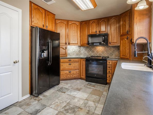 301 Orchid CIR, Cedar Park TX 78613