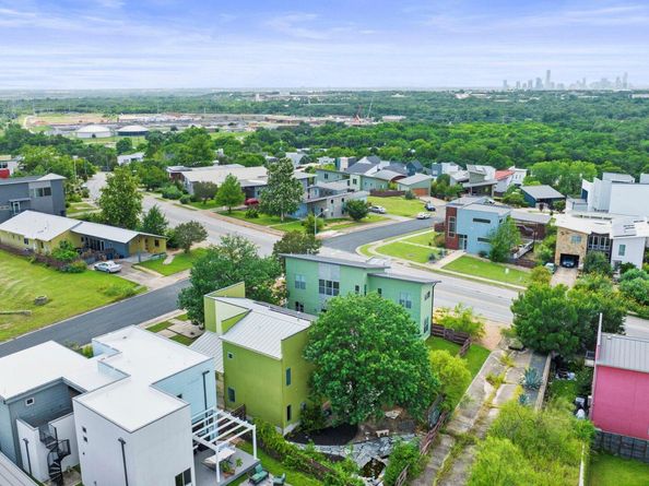 7404 Ava LN, Austin TX 78724