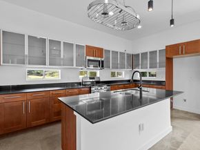 7404 Ava LN, Austin TX 78724