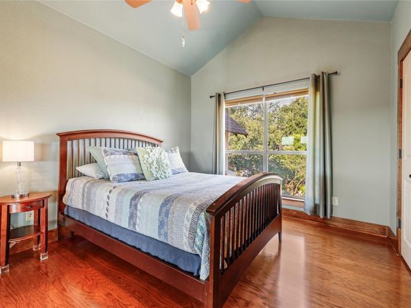 700 Augusta CIR N, Point Venture TX 78645