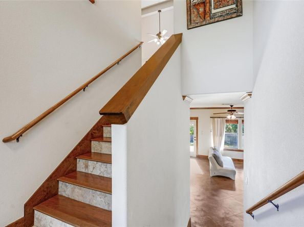 700 Augusta CIR N, Point Venture TX 78645