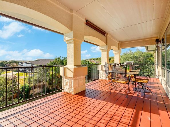 700 Augusta CIR N, Point Venture TX 78645