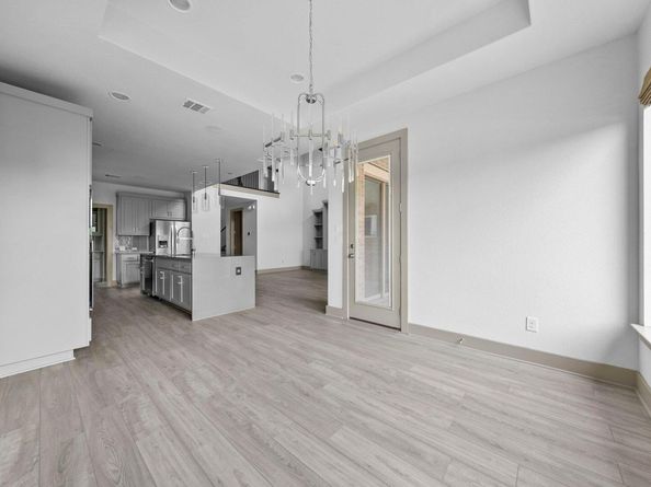 8108 Turning Leaf CIR, Lago Vista TX 78645