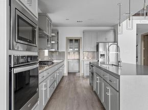 8108 Turning Leaf CIR, Lago Vista TX 78645
