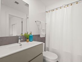 403 Middle Ln B, Austin TX 78753
