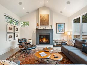 1516 Treadwell ST B, Austin TX 78704