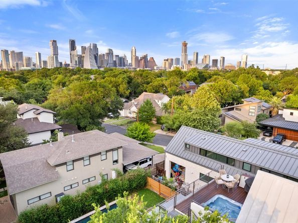 1516 Treadwell ST B, Austin TX 78704