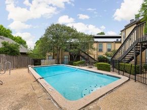 1000 W 26th ST 208, Austin TX 78705