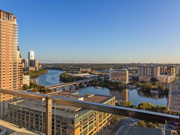 210 Lavaca ST 1902, Austin TX 78701