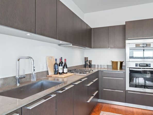 210 Lavaca ST 1902, Austin TX 78701