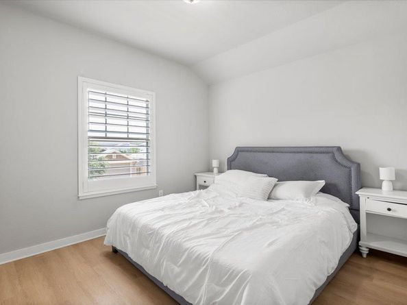 7207 Auburn Blaze LN, Austin TX 78744