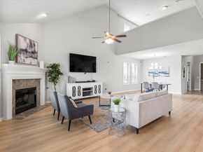7207 Auburn Blaze LN, Austin TX 78744