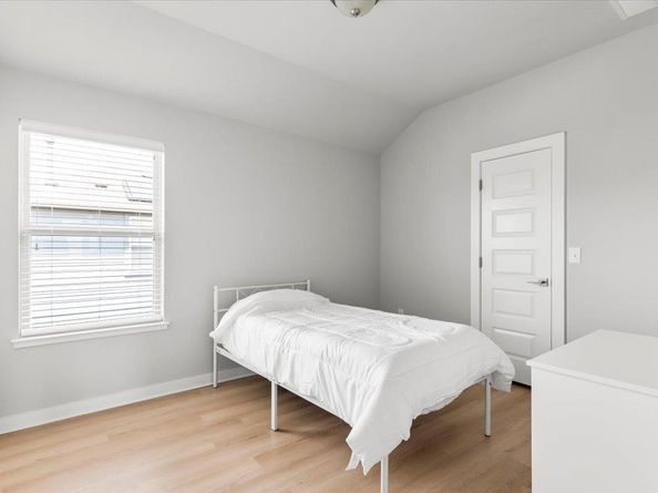 7207 Auburn Blaze LN, Austin TX 78744