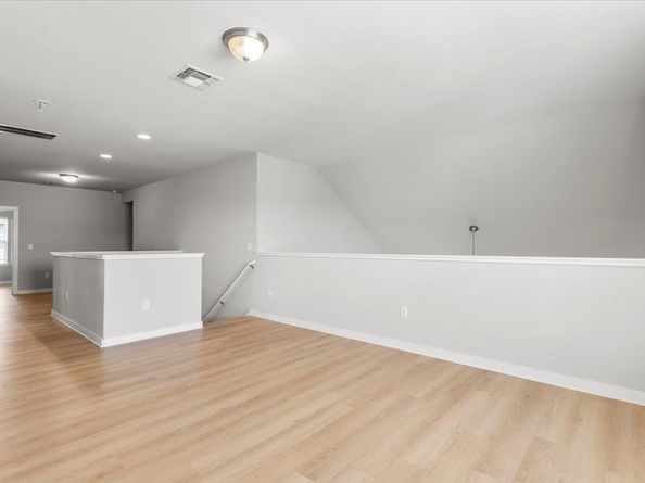 7207 Auburn Blaze LN, Austin TX 78744