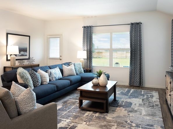 1137 Nesting Bird DR, Georgetown TX 78628