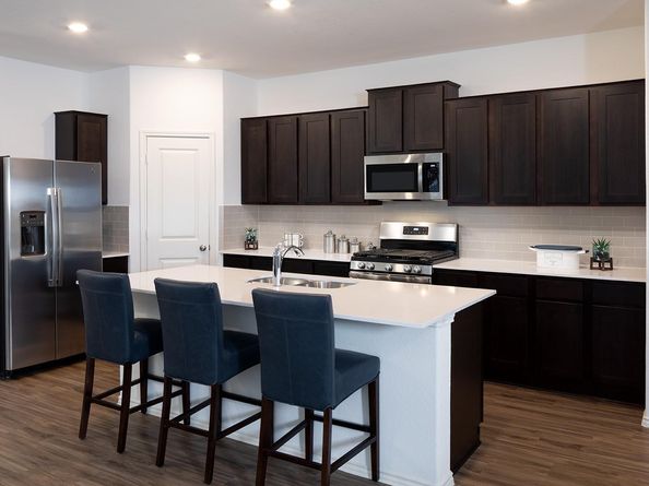 1137 Nesting Bird DR, Georgetown TX 78628