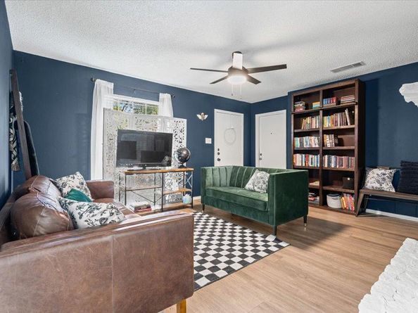 6506 Clubway LN, Austin TX 78745