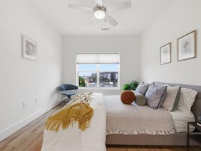 6444 Burnet RD 403, Austin TX 78757