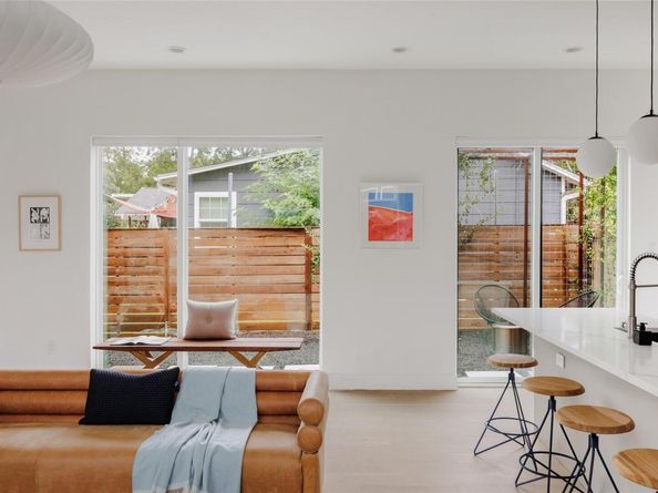 4425 Jinx Ave 1, Austin TX 78745