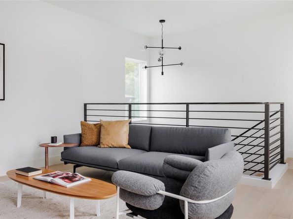 4425 Jinx Ave 1, Austin TX 78745