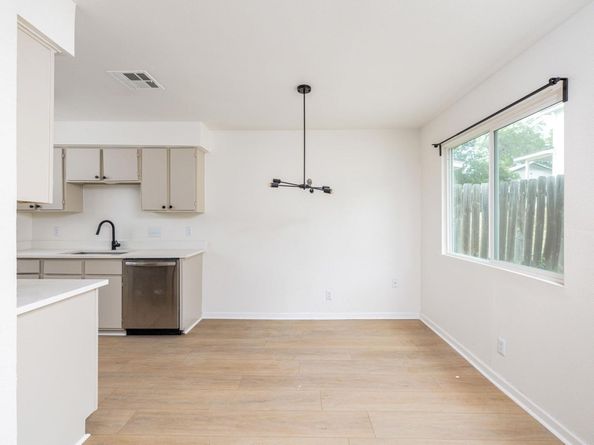 2522 Chaparral TRL, Austin TX 78744