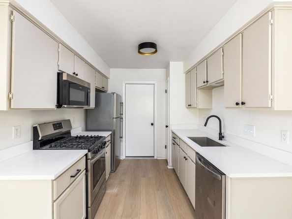2522 Chaparral TRL, Austin TX 78744