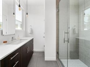 1606 Salina ST, Austin TX 78702