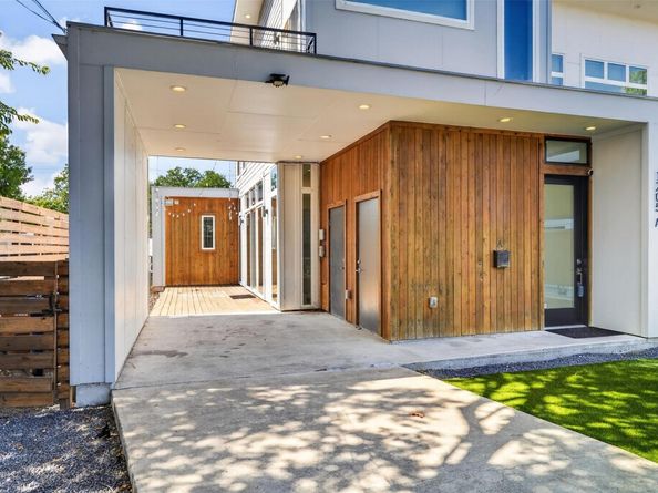 1205 W 49 1/2 St A, Austin TX 78756