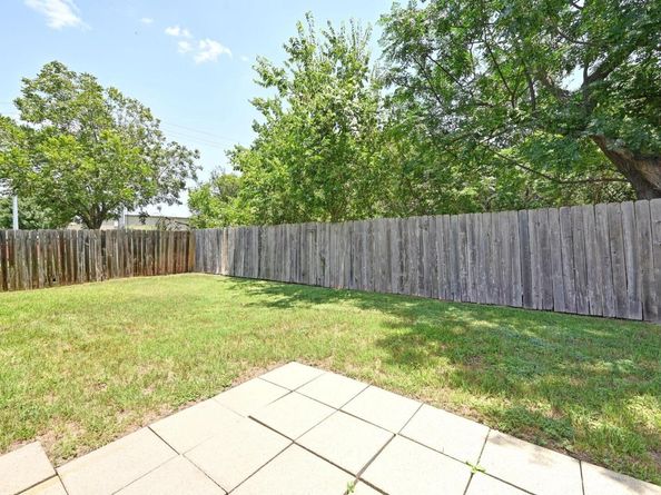 402 Colonial Park BLVD, Austin TX 78745