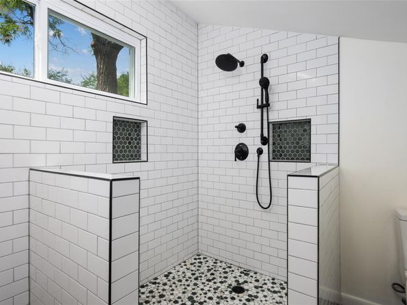 5902 Tumbling CIR, Austin TX 78731