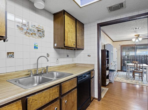 6300 Libyan DR, Austin TX 78745