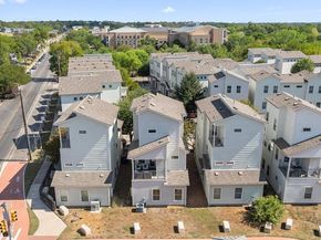 2703 Halcyon DR 8, Austin TX 78702
