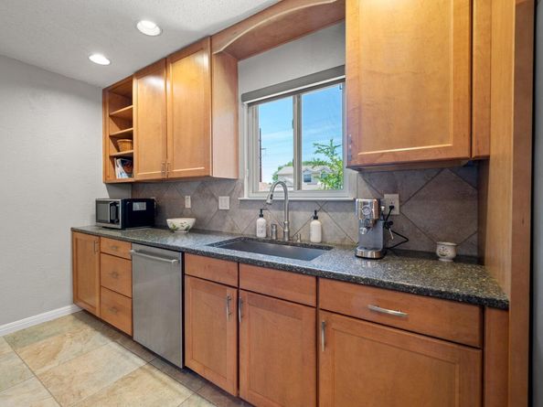 11707 Ruffed Grouse DR, Austin TX 78758
