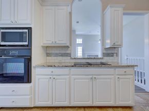 103 Paragon CT, Lakeway TX 78734