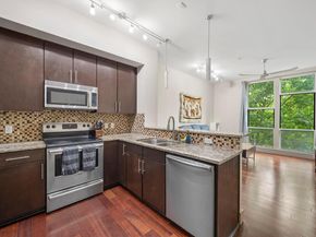 1320 Robert Browning ST 208, Austin TX 78723