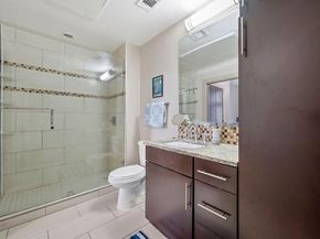 1320 Robert Browning ST 208, Austin TX 78723