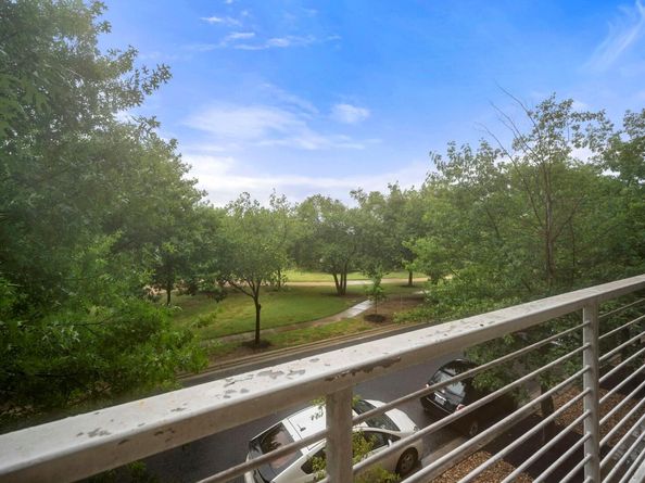 1320 Robert Browning ST 208, Austin TX 78723