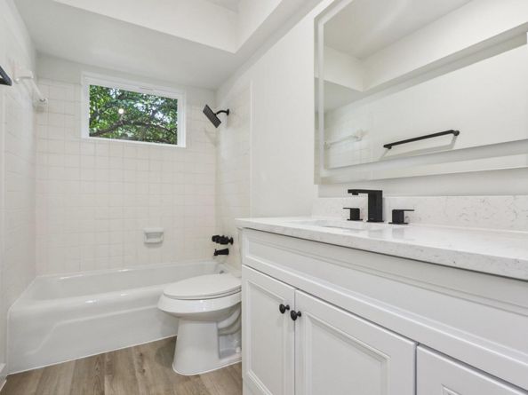 9807 Kendal DR, Austin TX 78753